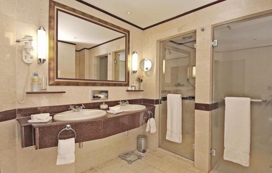 Kampala Serena Hotel